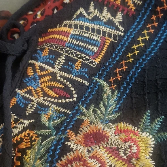 Boho 3XL Gypsy Art Embroidered Bell Tunic Top - Picture 5 of 12